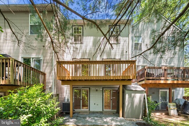 Building Photo - 4731 Leyden Way