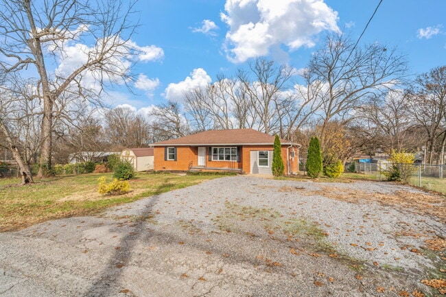 Building Photo - 3658 Tarbett Rd