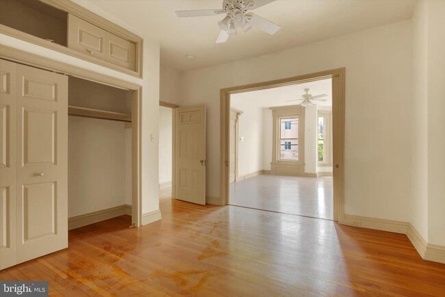 Building Photo - 110 Baltimore St