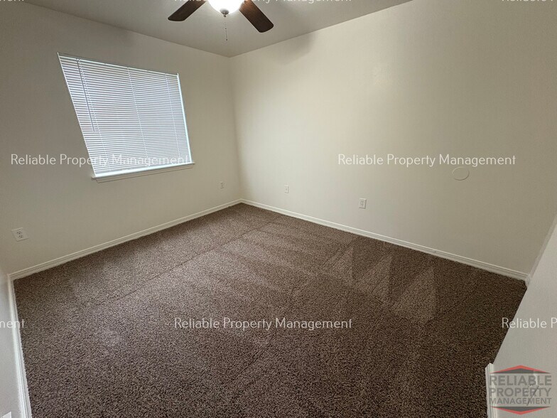 Building Photo - 2238 Meppen Dr