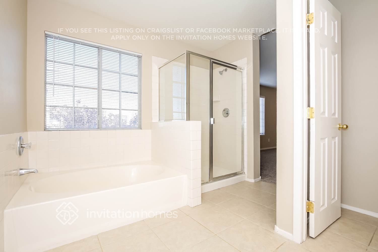 Building Photo - 7825 Strong Water Ct