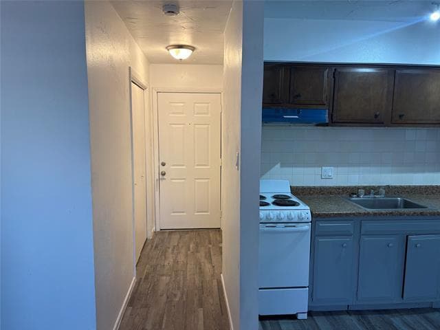 Building Photo - 515 UTA Blvd