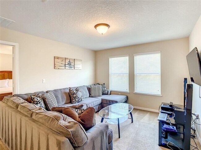 Building Photo - 9029 Paolos Pl