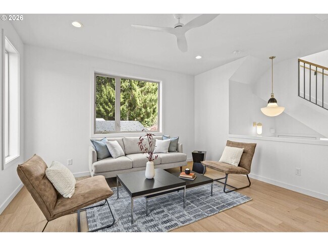 Building Photo - BRAND NEW stylish and modern Mt. Tabor stunner! Available Now!!