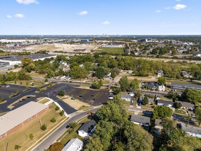 Building Photo - 299 Lombard Rd