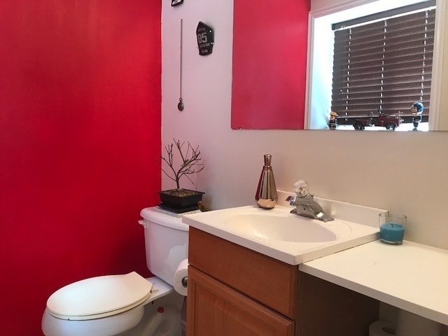 Building Photo - Pet Friendly Home on Corner Lot w 2 car garage