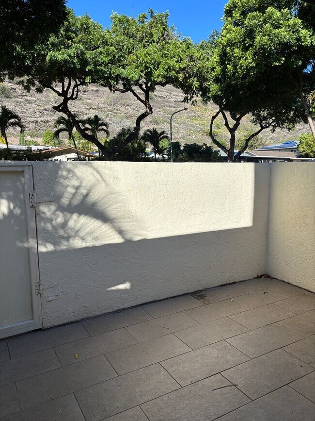 Building Photo - Hawaii Kai - The Village Green - 3 Bdrm/2 Bath/2 Prkg - $3,400