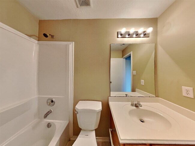 Building Photo - 8030 Echinacea Dr