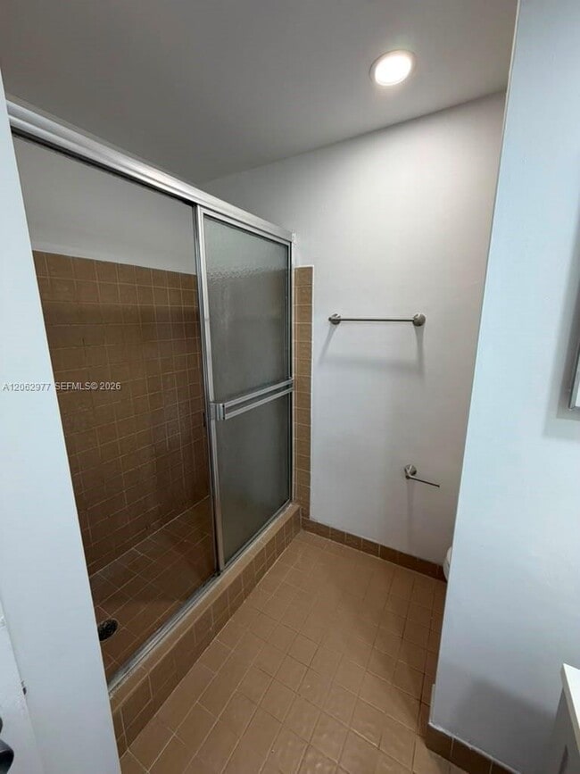 Building Photo - 4045 SW 68th Way
