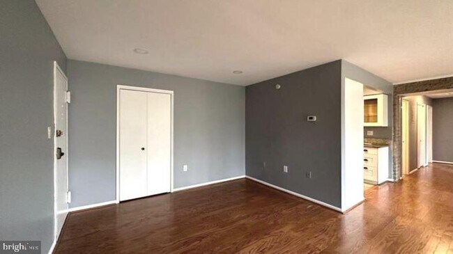 Building Photo - 7753 Patriot Dr