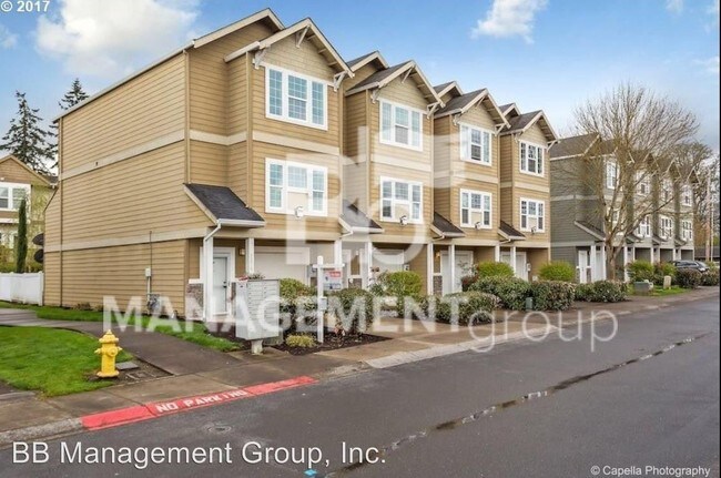 Building Photo - 20010 SW Cedar Grove Ln