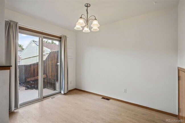 Building Photo - 7941 Lexington Park Dr