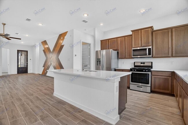 Building Photo - 620 Godley Rnch