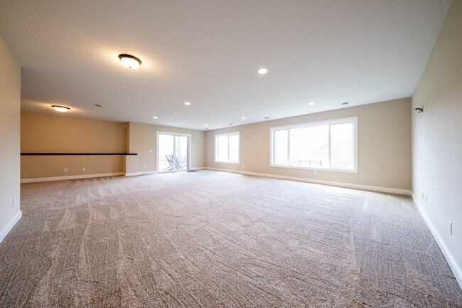 Building Photo - 9352 Wilderness Cove