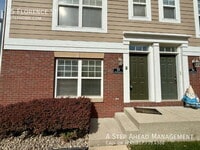 Building Photo - 25 Florence St