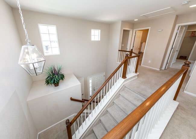 Building Photo - Charming 3 Bed, 2.5 bath in Northgate in D20