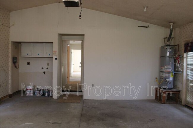 Building Photo - 1766 Bristol Ct