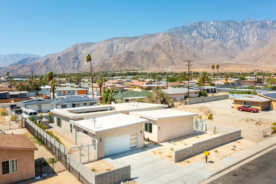 Building Photo - 361 W Sunview Ave