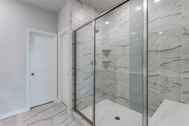 Building Photo - 8295 Challenger Ln