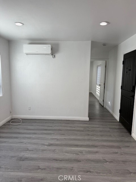 Building Photo - 13718 Hanwell Ave