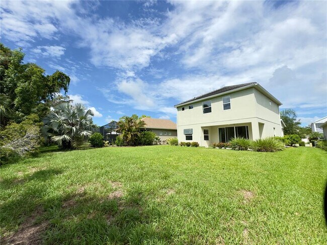 Building Photo - 12688 Sagewood Dr