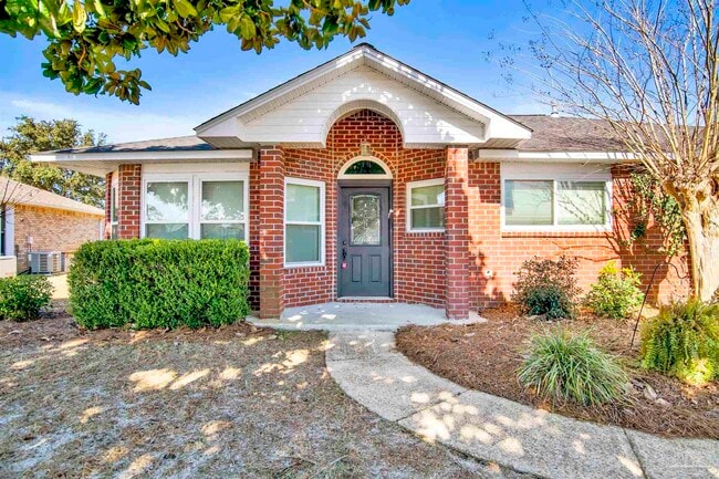 Building Photo - 512 Batten Blvd