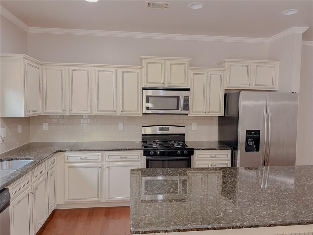 Building Photo - 786 Garbrooke Dr