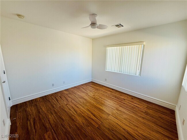 Building Photo - 9725 Kampsville Ave