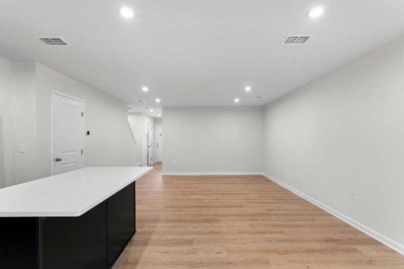 Building Photo - 34 Downing Dr