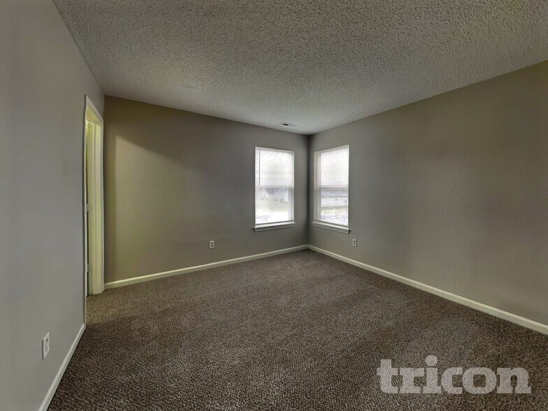 Building Photo - 10510 Candy Apple Ln