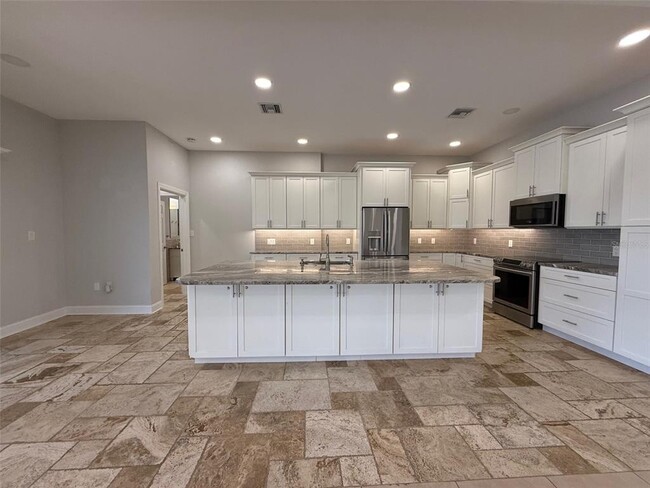 Building Photo - 17380 Bayharbor Cir
