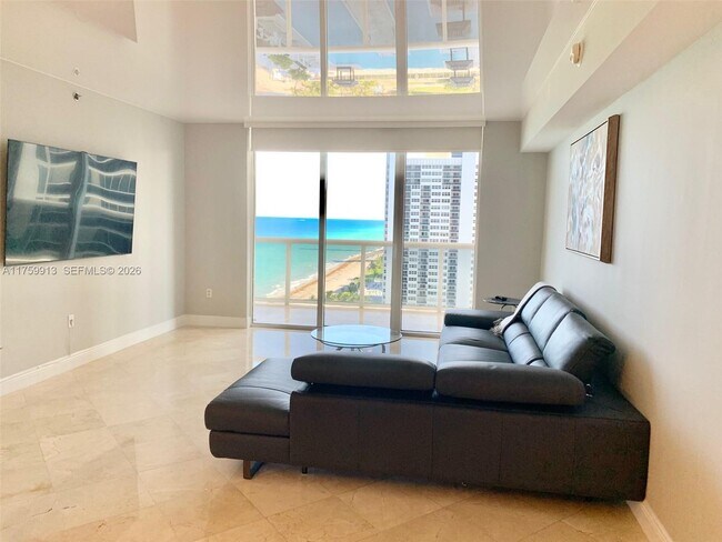 Building Photo - 1830 S Ocean Dr