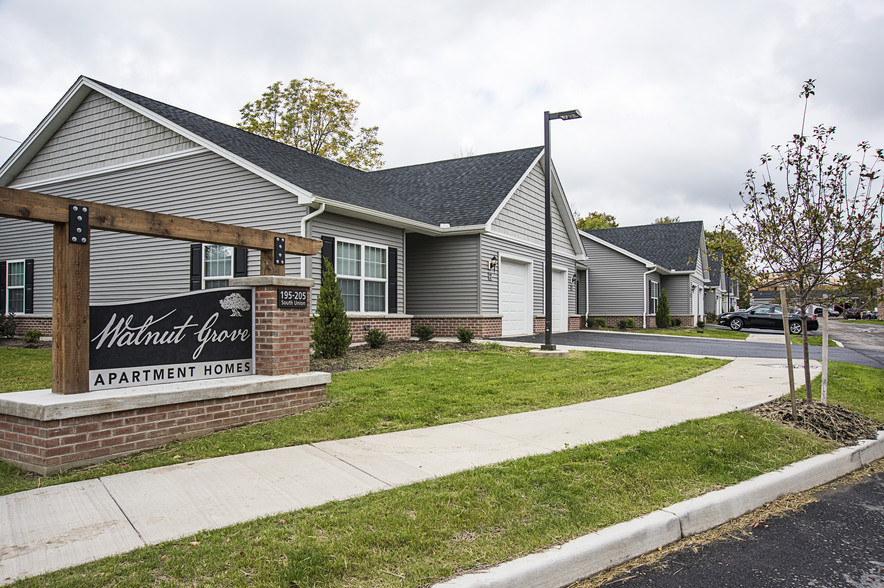 Primary Photo - Walnut Grove Apartments