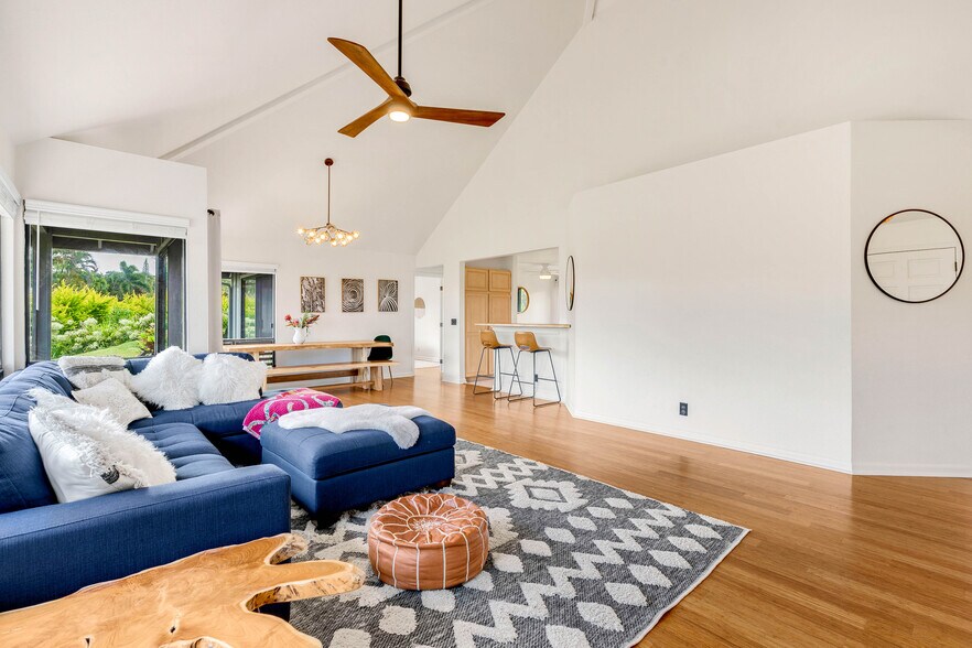 Open Living Room - 3807 Iluna Pl