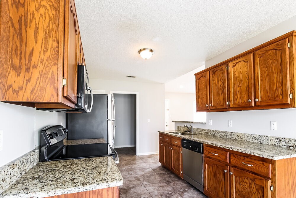 Building Photo - 1649 Cherry Creek Dr