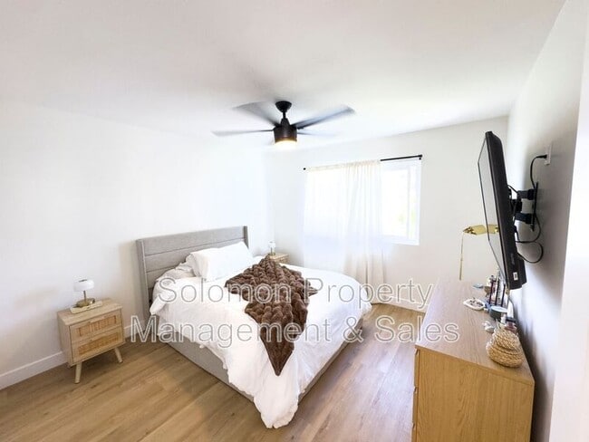 Building Photo - 3564 Thunder Dr