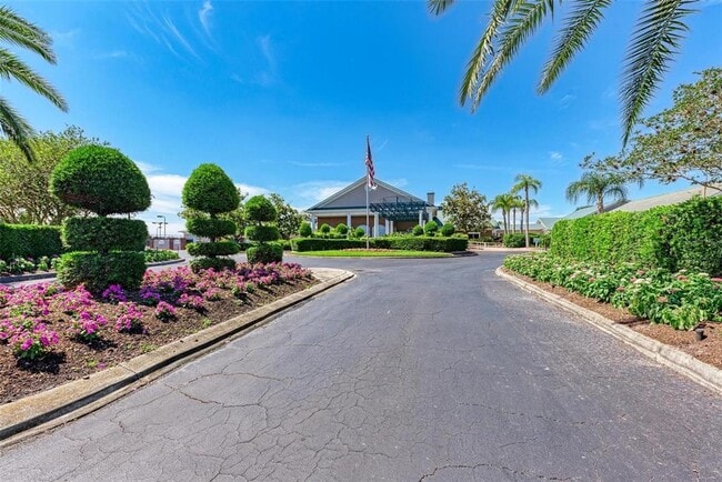 Building Photo - 6501 Stone River Rd