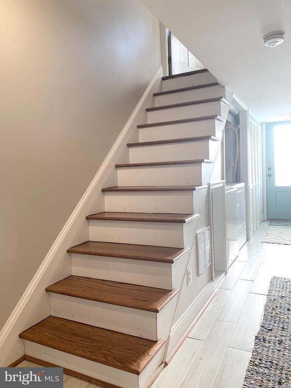 Building Photo - 114 Wesmond Dr