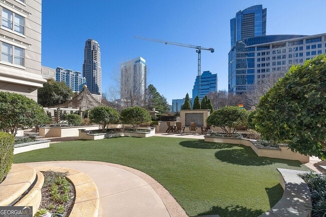 Building Photo - 3334 Peachtree Rd NE