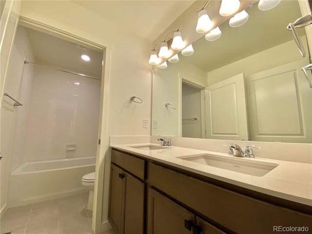 Building Photo - 5086 Janga Dr