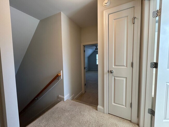 Building Photo - Oak Ridge at Plantation Landing | 4 Bedrooms, 3 Baths