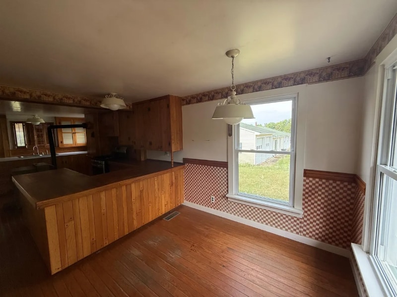 Building Photo - 23217 Village Rd