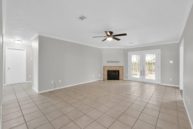 Building Photo - 28903 Atherstone St