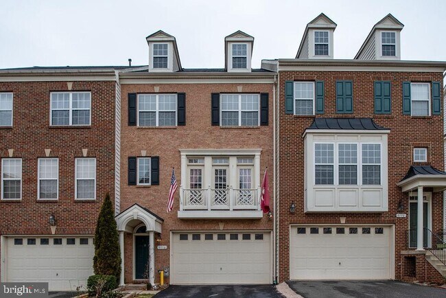 Building Photo - 9776 Corbett Cir