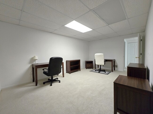 Building Photo - 1204 Frederick Ct