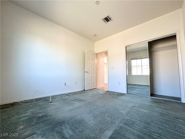 Building Photo - 2487 Hardin Ridge Dr