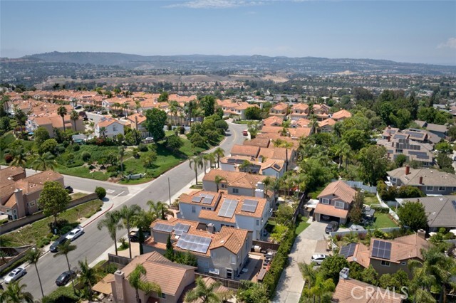 Building Photo - 25146 Sanoria St