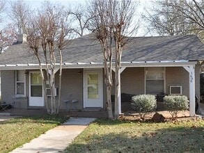 Building Photo - 1609 Virginia Pl