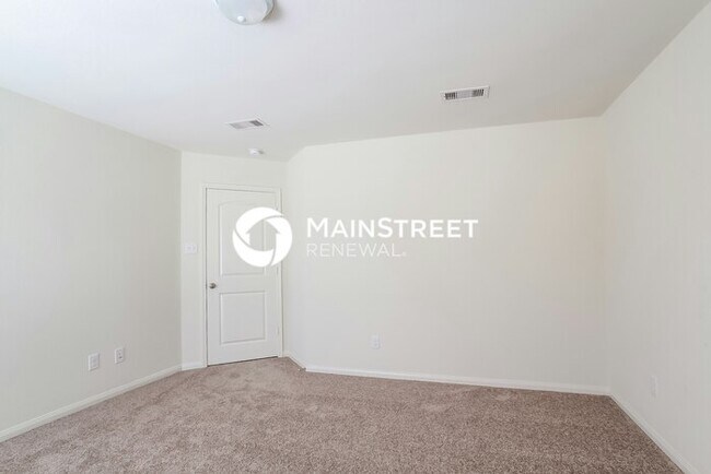 Building Photo - 4 Bedroom Pet-Friendly Home in Rosharon, TX with Main Street Renewal