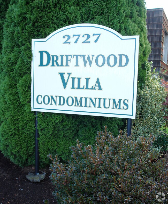 Building Photo - Driftwood Village